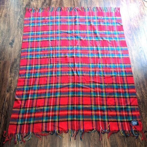 Tartan Red Green Yellow Blue Acrylic Fringe Throw - Picture 1 of 7